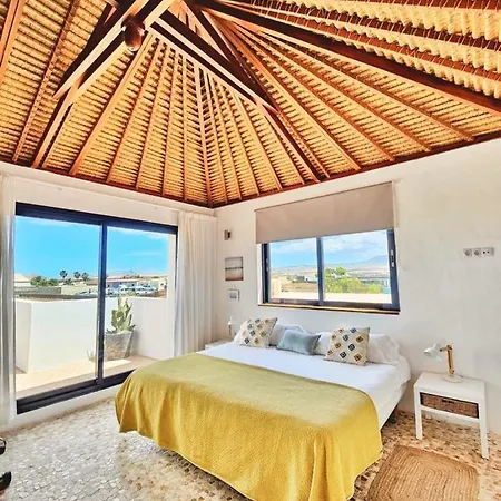 No 23, Bali House Villa Lajares