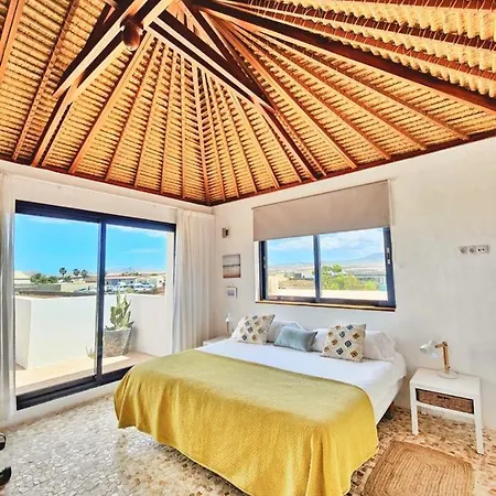 No 23, Bali House Villa Lajares